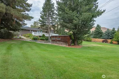 409 Austin Ave, Wenatchee, WA 98801 - Photo 38