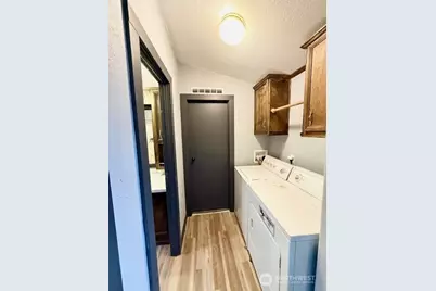 345 NE Della Avenue, College Place, WA 99324 - Photo 16