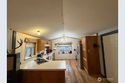 345 NE Della Avenue, College Place, WA 99324 - Photo 8