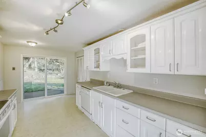 1333 S Winnifred Street, Tacoma, WA 98465 - Photo 6