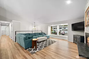 14326 NE 178th St, Woodinville, WA 98072 - Photo 2