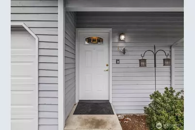 21227 76th Avenue W #B8, Edmonds, WA 98026 - Photo 2