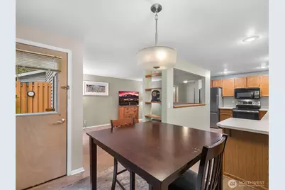 21227 76th Avenue W #B8, Edmonds, WA 98026 - Photo 10