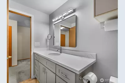 21227 76th Avenue W #B8, Edmonds, WA 98026 - Photo 24