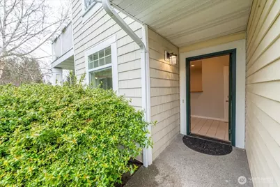 5812 S 234th Street #11-1, Kent, WA 98032 - Photo 2