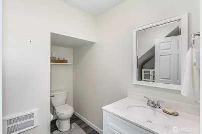 7821 196th Street SW #B, Edmonds, WA 98026 - Photo 16
