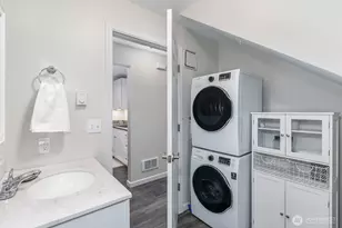 7821 196th St SW, Edmonds, WA 98026 - Photo 14