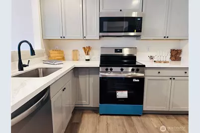 8828 238th St SW #D1, Edmonds, WA 98026 - Photo 10