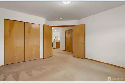 606 NW 12th Loop, Oak Harbor, WA 98277 - Photo 14