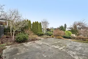 2418 W Boston, Seattle, WA 98199 - Photo 28