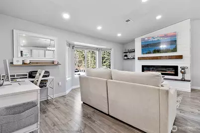 13009 Prairie Circle E, Bonney Lake, WA 98391 - Photo 16