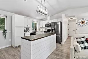 13009 Prairie Cir E, Bonney Lake, WA 98391 - Photo 10