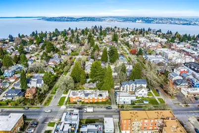 4431 SW Admiral Way, Seattle, WA 98116 - Photo 24