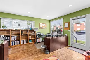 4431 SW Admiral Wy, Seattle, WA 98116 - Photo 4