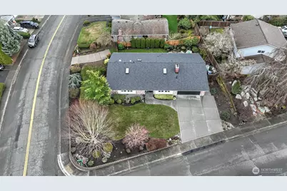 16404 142nd Place SE, Renton, WA 98058 - Photo 24