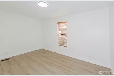 6897 Capricorn Lane NE, Bremerton, WA 98311 - Photo 28