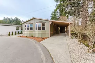 6897 Capricorn Ln NE, Bremerton, WA 98311 - Photo 2