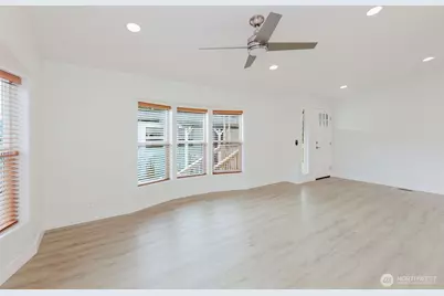 6897 Capricorn Lane NE, Bremerton, WA 98311 - Photo 8