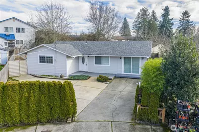 8304 42nd Place S, Seattle, WA 98118 - Photo 2