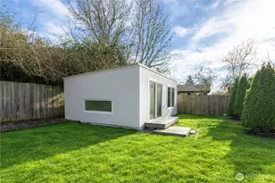 8304 42nd Pl S, Seattle, WA 98118 - Photo 24