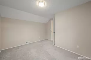 25825 12th Ave S, Des Moines, WA 98198 - Photo 28