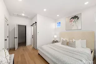 4517 44th Ave SW, Seattle, WA 98116 - Photo 14