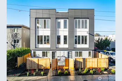 4517 44th Avenue SW, Seattle, WA 98116 - Photo 2