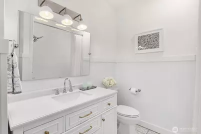 23420 SE Black Nugget Road #A204, Issaquah, WA 98029 - Photo 28