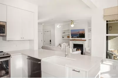 23420 SE Black Nugget Road #A204, Issaquah, WA 98029 - Photo 22