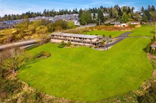 2004 Valley View Dr, Lake Stevens, WA 98258 - Photo 2