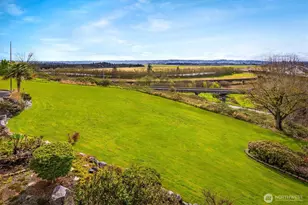 2004 Valley View Dr, Lake Stevens, WA 98258 - Photo 32