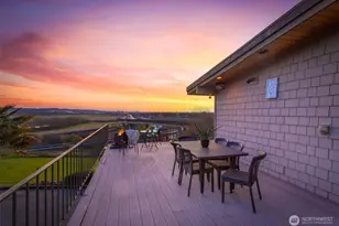 2004 Valley View Dr, Lake Stevens, WA 98258 - Photo 4