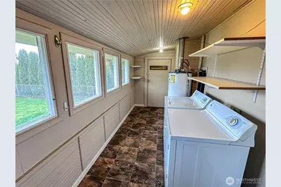 1215 W Plum Street, Centralia, WA 98531 - Photo 8