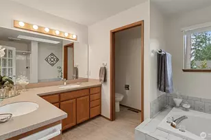 23915 SE 42nd Ct, Sammamish, WA 98029 - Photo 20