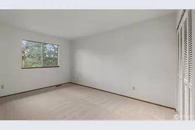 23915 SE 42nd Court, Sammamish, WA 98029 - Photo 22