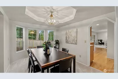 23915 SE 42nd Court, Sammamish, WA 98029 - Photo 8