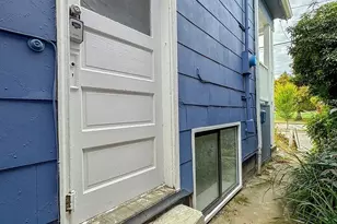 5214 Green Lake Way N, Seattle, WA 98103 - Photo 12