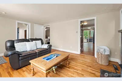 905 115th Street S, Tacoma, WA 98444 - Photo 4