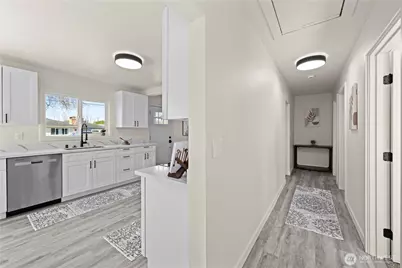 1802 Douglas Street, Mount Vernon, WA 98273 - Photo 10