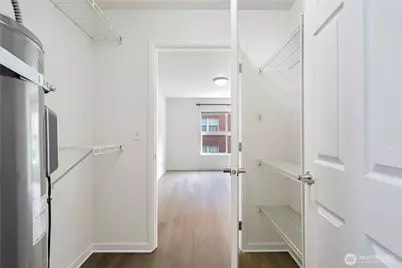 621 5th Ave N #103, Seattle, WA 98109 - Photo 12