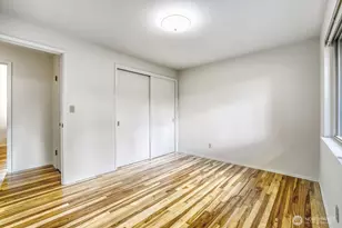 15704 Interlake Ave N, Shoreline, WA 98133 - Photo 12