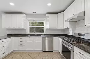 4050 Rachel Rd, Clinton, WA 98236 - Photo 10