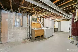 110 Smith St, Seattle, WA 98109 - Photo 34