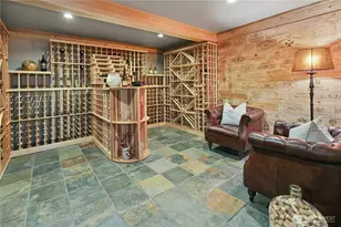 110 Smith St, Seattle, WA 98109 - Photo 32