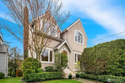 4721 45th Avenue NE, Seattle, WA 98105 - Photo 2