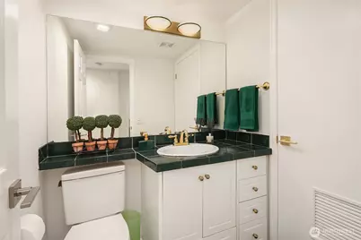 4721 45th Avenue NE, Seattle, WA 98105 - Photo 28