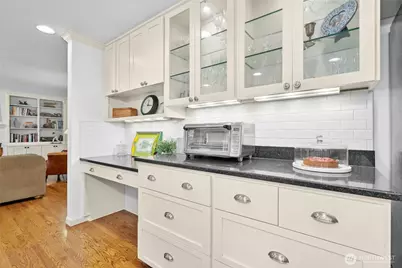 2641 262nd Place SE, Sammamish, WA 98075 - Photo 10