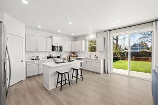 713 129th St E, Tacoma, WA 98445 - Photo 4