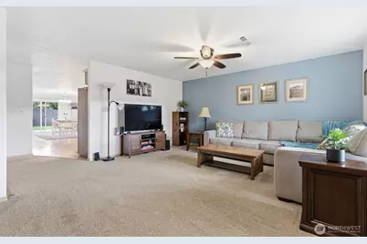 2533 Kristine Court, Centralia, WA 98531 - Photo 4