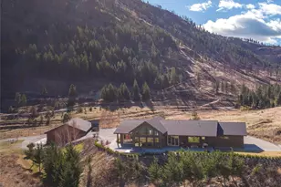 206 Mountain Lake Ln, Chelan, WA 98816 - Photo 2